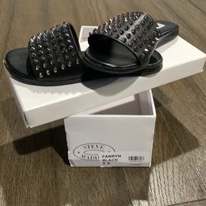 Steve Madden Farryn Black Slides